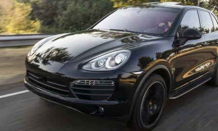 porsche_cayenne_on_highway.jpeg