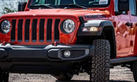 jeep_wrangler_with_road_tires.jpeg