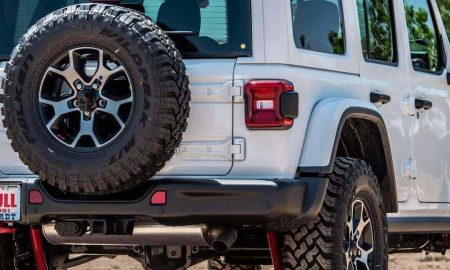 white_jeep_wrangler.jpeg