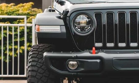 jeep_wrangler_on_public_road.jpeg