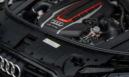 v8_tfsi_engine_in_audi.jpeg