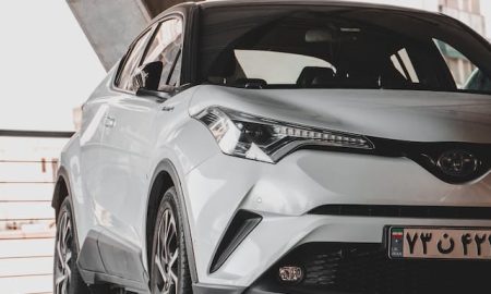 hybrid_toyota_on_service.jpeg