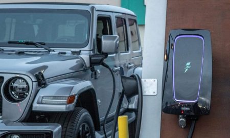 Jeep_Wrangler_4xe_Charging.jpeg