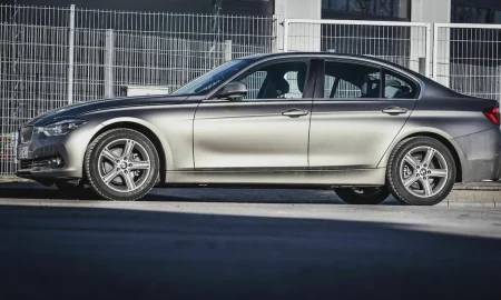 BMW_F30_with_B47_engine.webp